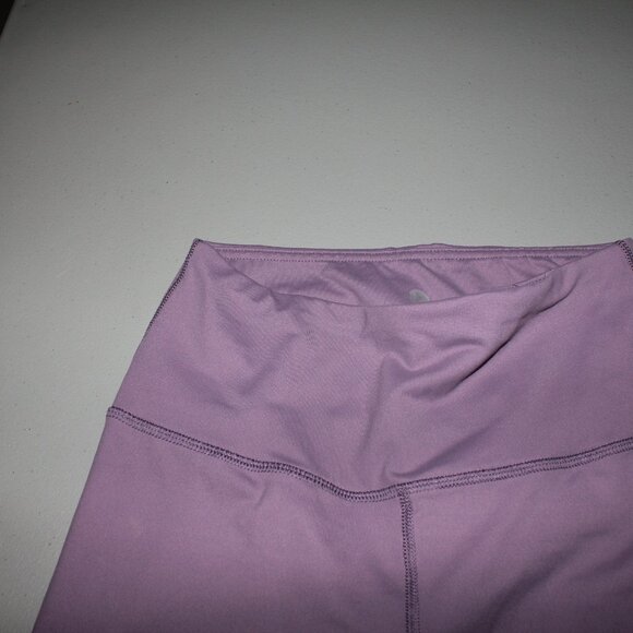 Purple 90 Degree Cropped Leggings  Size Small - Picture 3 of 6